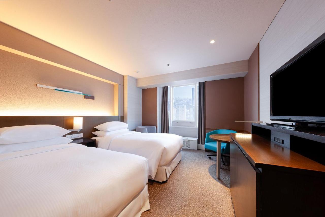 Sheraton Miyako Hotel Osaka Exterior photo