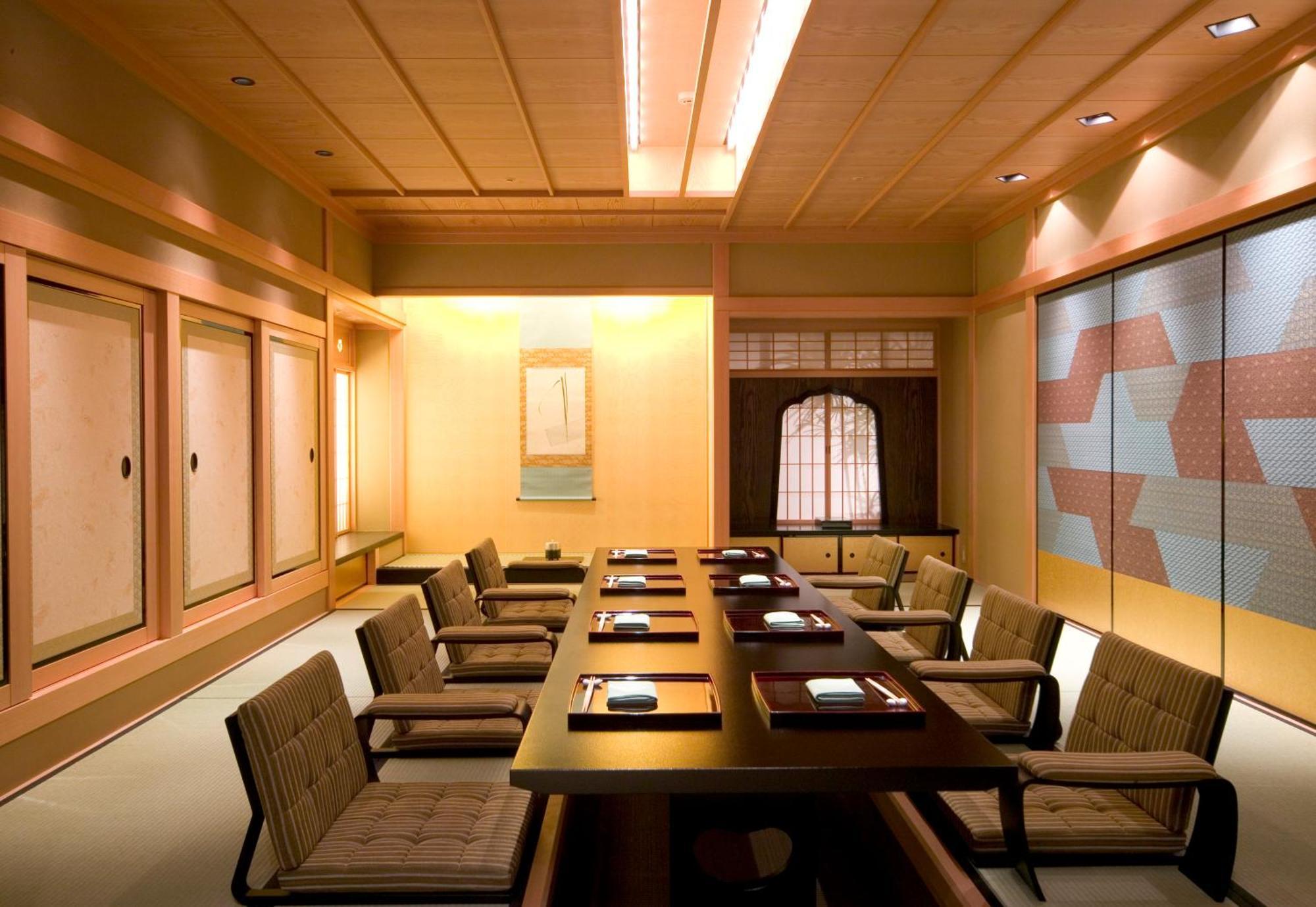 Sheraton Miyako Hotel Osaka Exterior photo