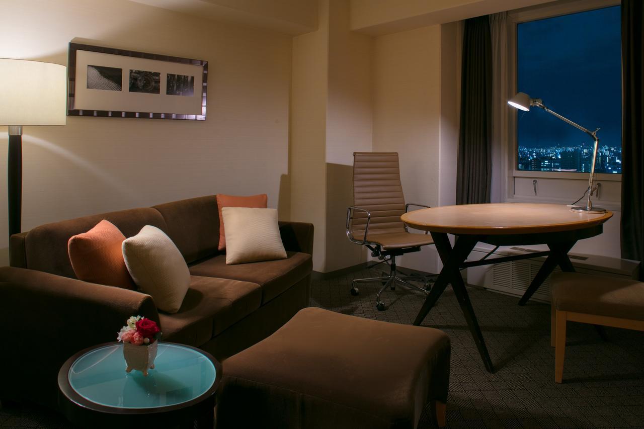 Sheraton Miyako Hotel Osaka Exterior photo