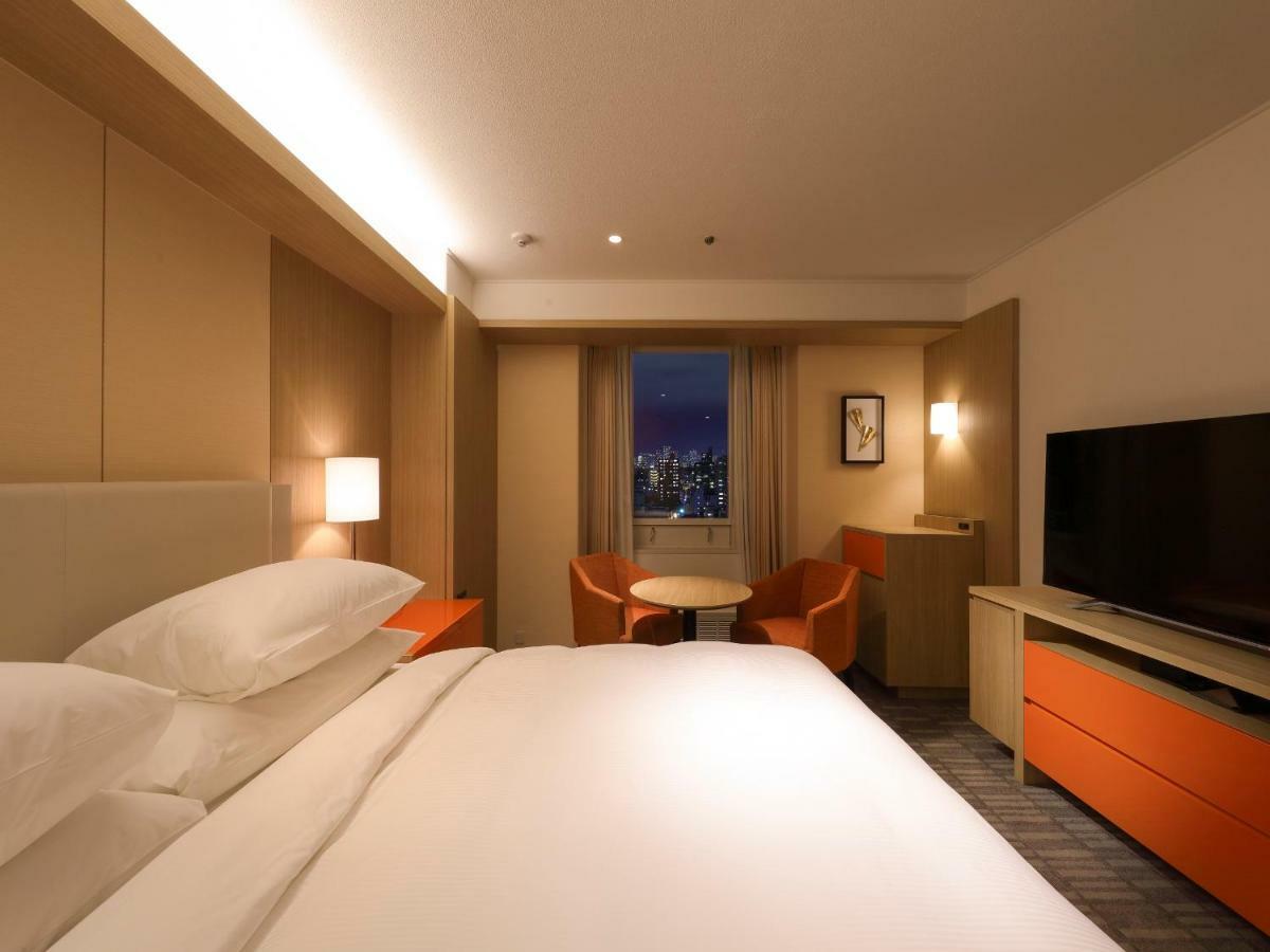 Sheraton Miyako Hotel Osaka Exterior photo